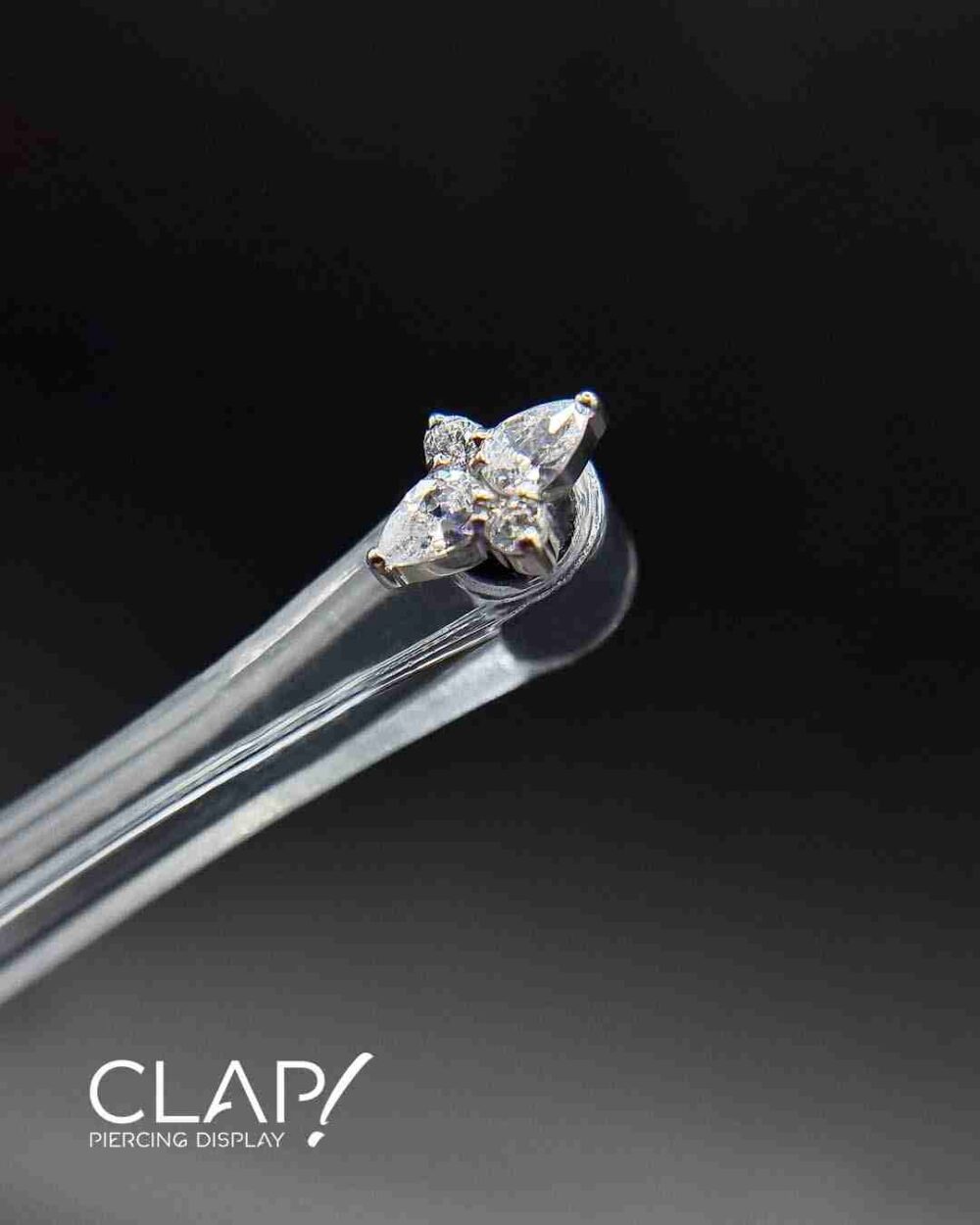 Clap! Transparent Display for Accessories