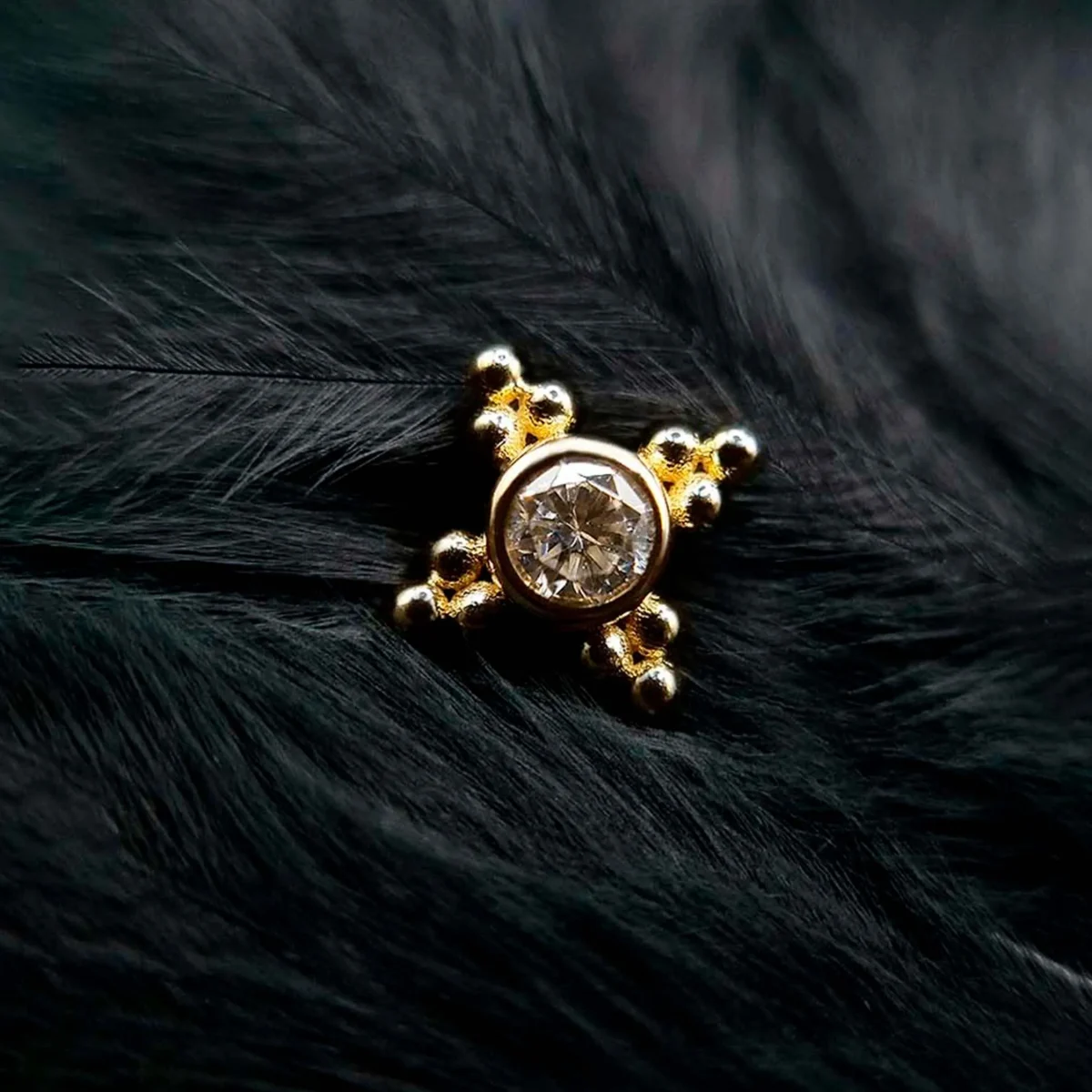 Alisea 4 aglomerado em ouro amarelo