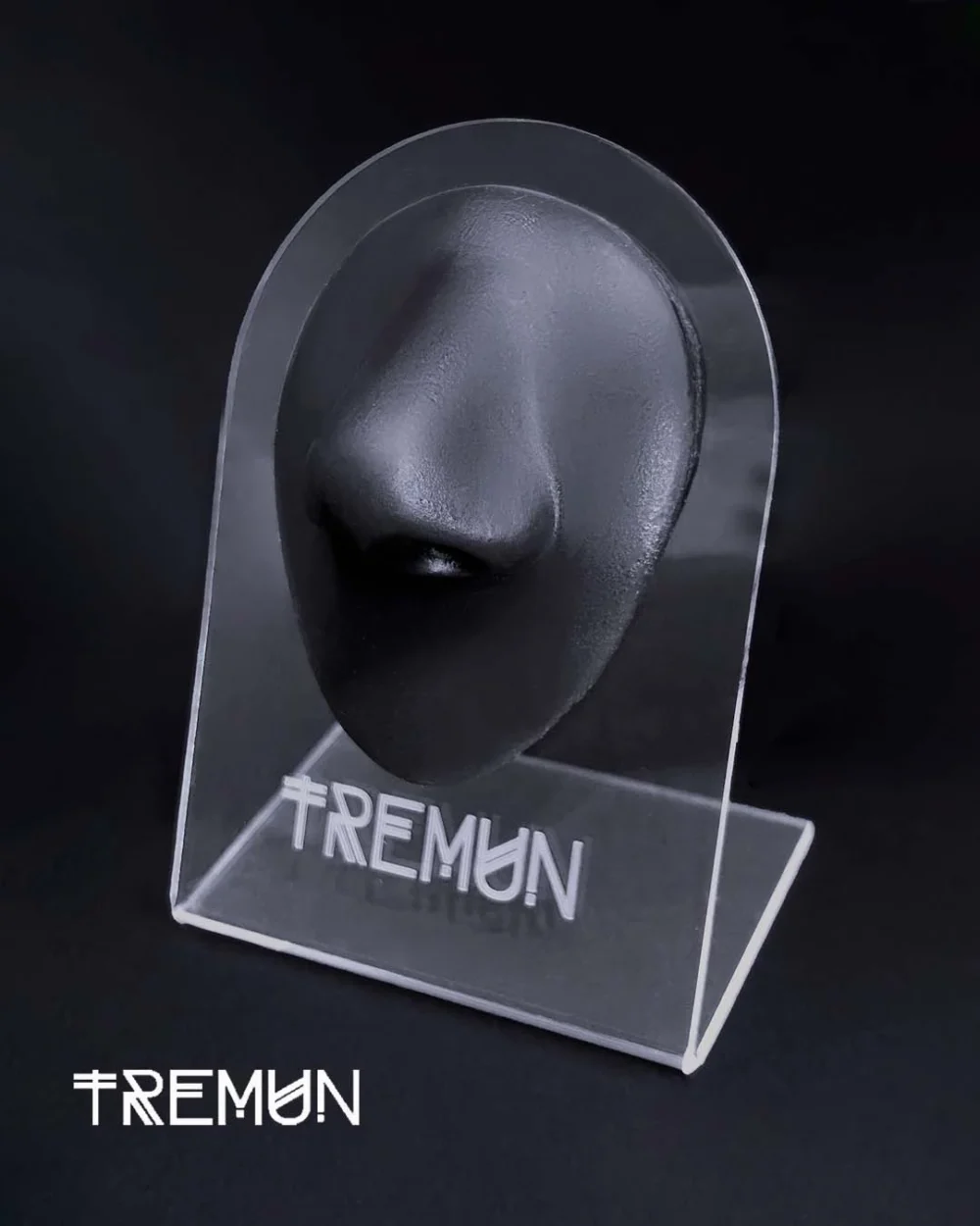Tremun Nose Display